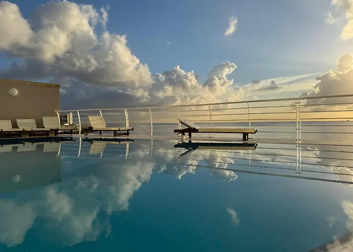 Watersedge فيلة مارساسكالا