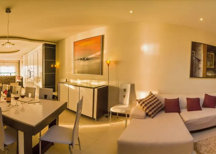 Watersedge مارساسكالا