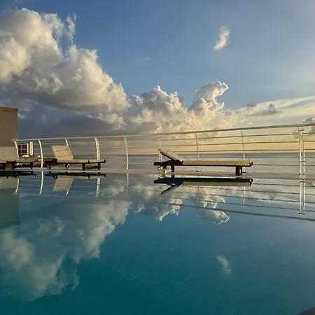 Watersedge Villa Marsaskala