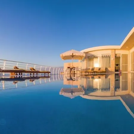 Watersedge Villa Marsaskala