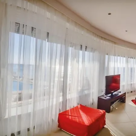 Villa Watersedge Marsaskala