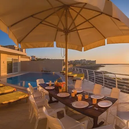 Villa Watersedge Marsaskala