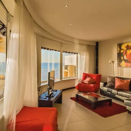 Watersedge Villa *